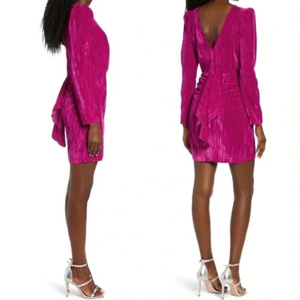 NWOT Saylor Tenley Long Sleeve Pink Velvet Mini Dress V-neck in Back Size XS